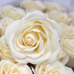 Kwiat mydlany główka - duża róża waniliowa 25 sztuk
