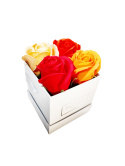 Kwiaty Mydlane Flower Box 4YOU - czerwone i pomarańczowe róże