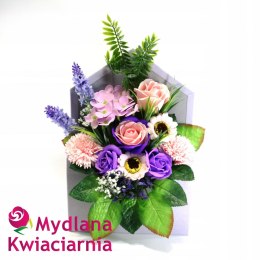 Bukiet kwiatów mydlanych Romantyczne Spotkanie - liliowy flower box koperta