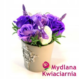 Bukiet pięknych kwiatów mydlanych - lawendowy