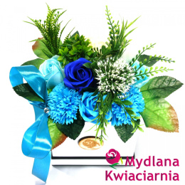 Bukiet kwiatów mydlanych Gracja - niebieski