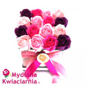 Bukiet Mydlany DAMA flower box z kokardą