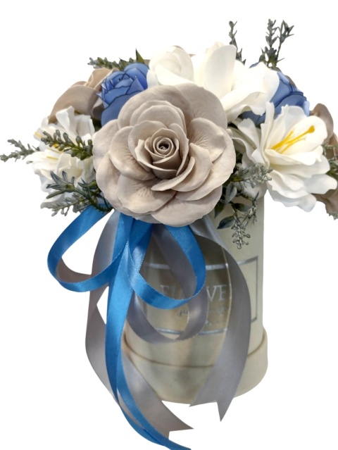 Elegancki bukiet mydlanych kwiatów - 18 pachnących kwiatów